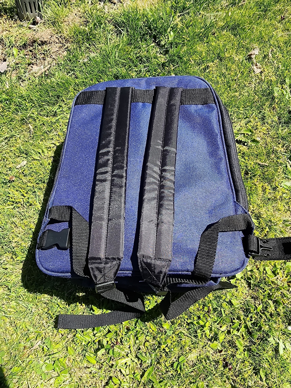 Navy Blue Picnic Backpack For Two - Picture 4 of 10